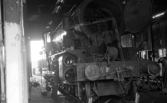 79250 (WD401)  WD 2-8-0 1960s Longmoor Military Railway-ROneg-1706-385