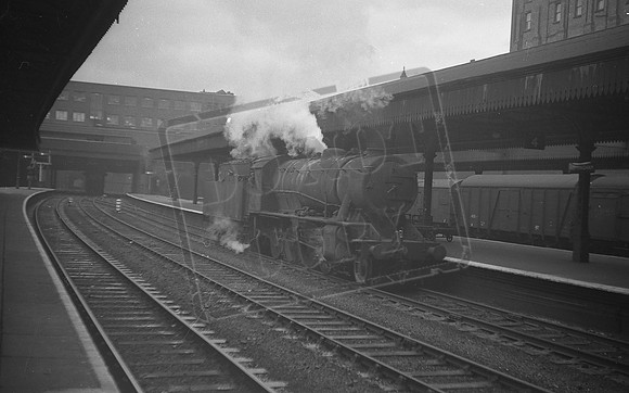 90xxx Nottingham Victoria -ROneg3077