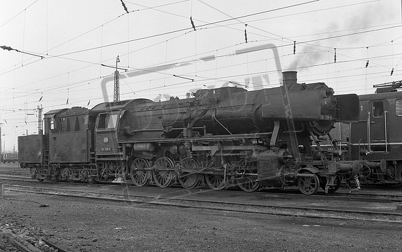 051 708 1973-08-25 Krefeld Hohenbudberg