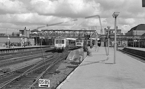DMU E975006 1976-04-22 Doncaster