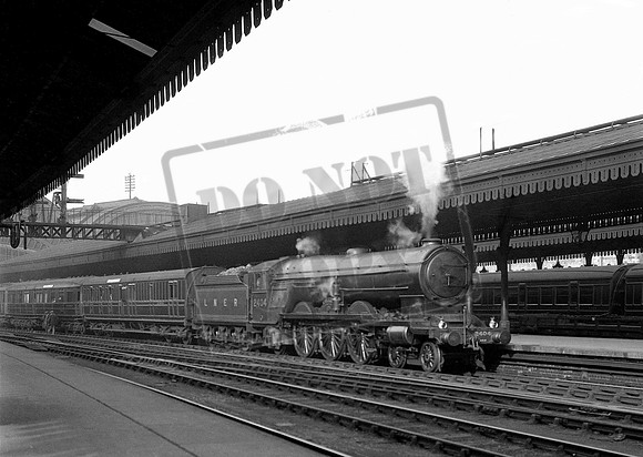 2404 1935 York