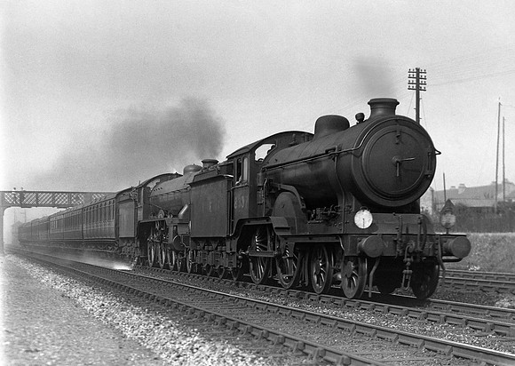 2836, 8837 1930s Gidea Park