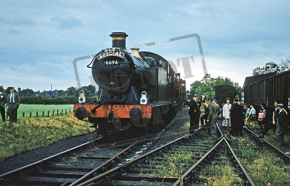 6694 1959-07-01 Henley in Arden goods
