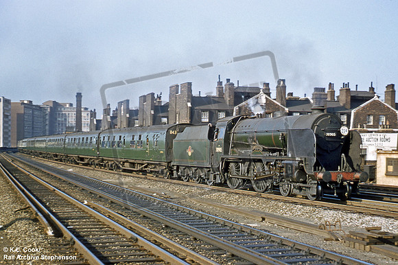 30905 1959-08-26 Vauxhall
