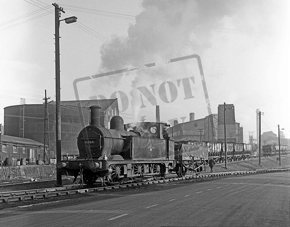 41763 1960s Staveley Works