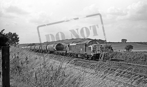 37019 1975-09-11 Melton Ross