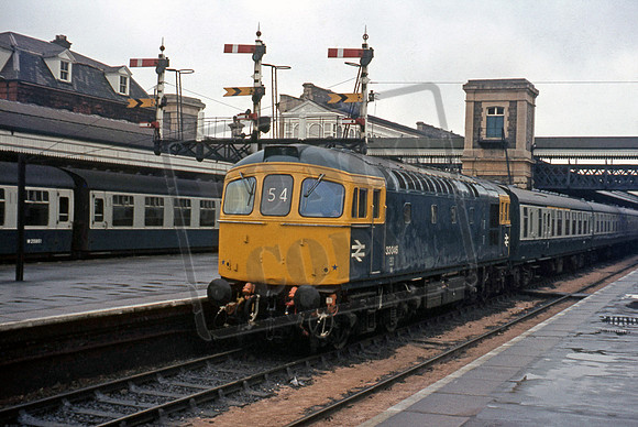 33046 1975 Exeter