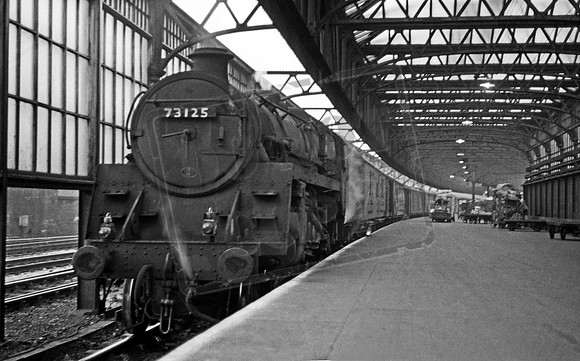 73125 1968c Manchester Victoria-Exchange