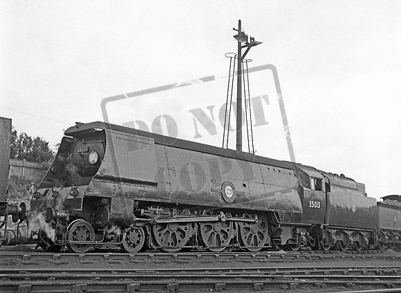 35013 1952-12-21 Bournemouth shed