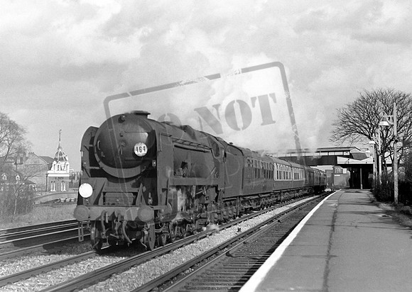 35008 1967-03-11 Raynes Park