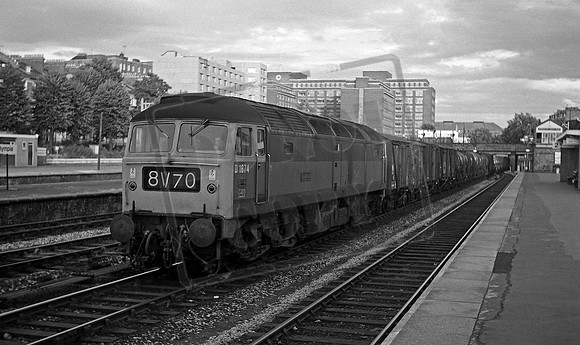 D1674 1969-07-08 Kensington Olympia