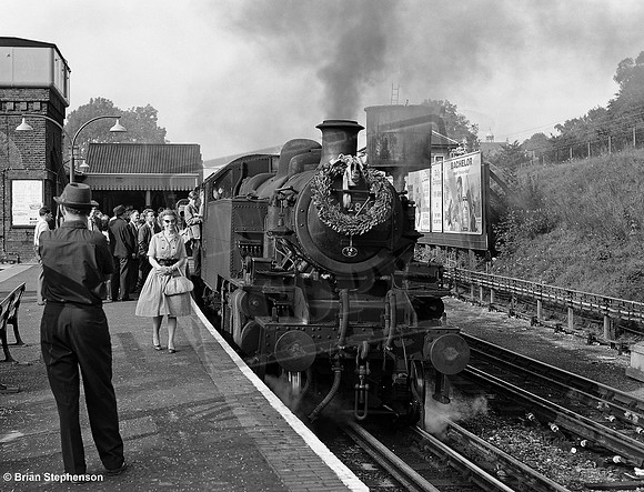 41284 1960-09-11 Chesham