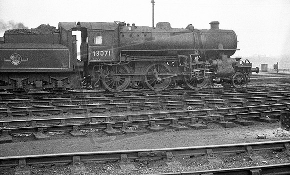 43071 1964-02-02 York