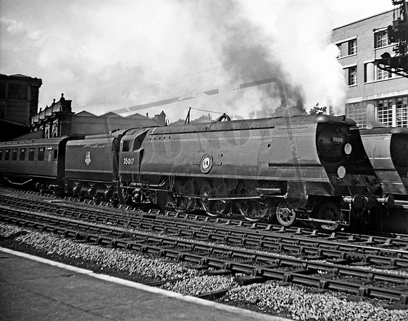 35017 1951c Bournemouth Central
