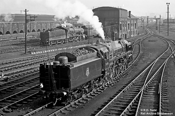 70028 1953-11-06 Cardiff Canton