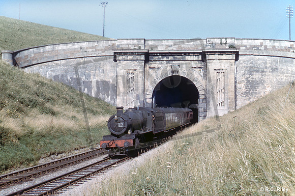 6852 1959-07-04 Box Middle Tunnel