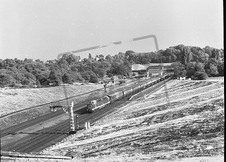 Newton Rings D90xx 1962c Hadley Wood, northbound on 1N24 Pullman-ROneg-018