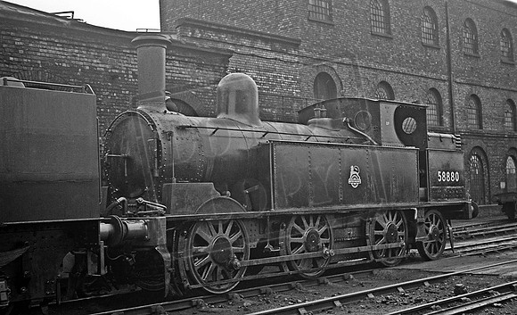 58880 1951-11-04 Crewe Works