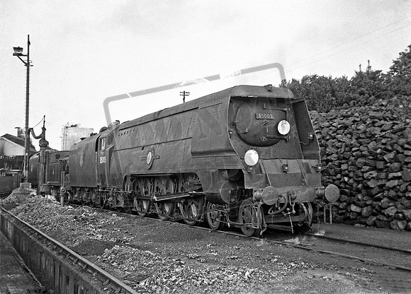 35005 1954-06-06 Bournemouth shed