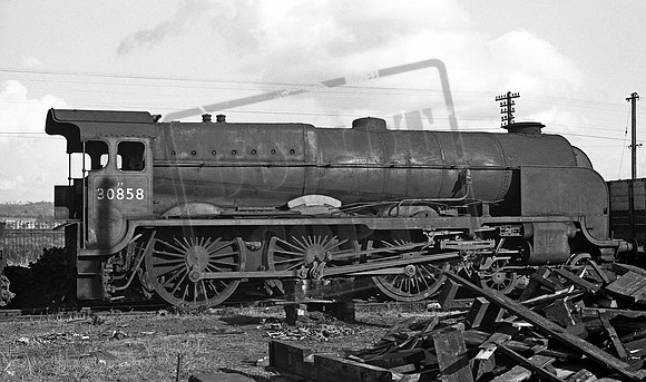30858 1961-10 Eastleigh works