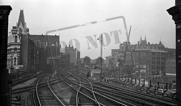 Station 1953-10-10 Holborn Viaduct-ROneg-1902-BWB-378