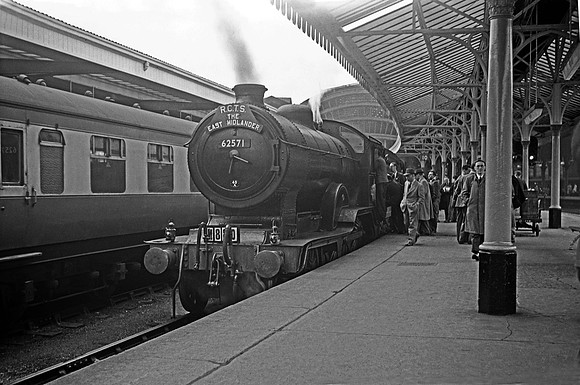 62571 1957-05-12 York