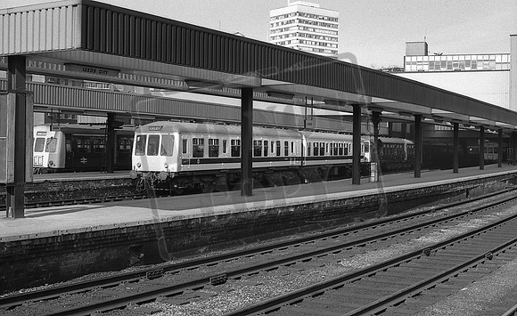 DMU 1976-04-22 Leeds City