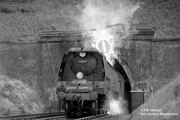 35017 1952 Honiton