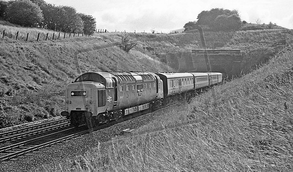55003 1975-09-28 High Dyke