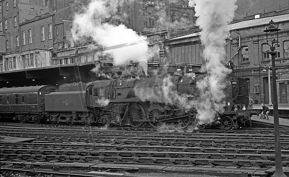70022 1963-05-12 Birmingham New Street