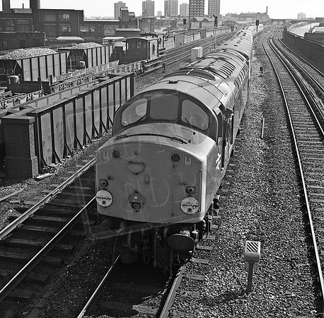 40xxx 1970s Manchester Victoria