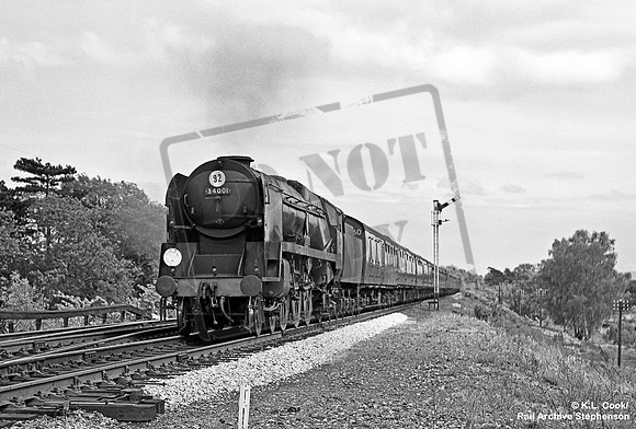 34001 1958-05-31 Hildenborough