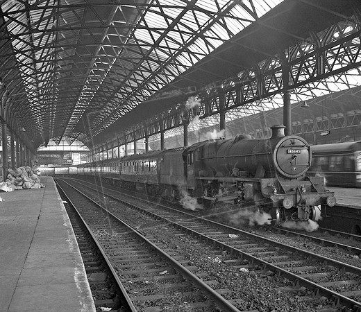 45645 1962-12-16 Manchester Exchange