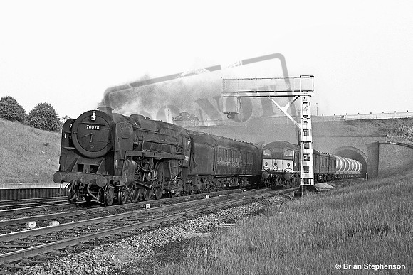70028 1963-05-31 Potters Bar
