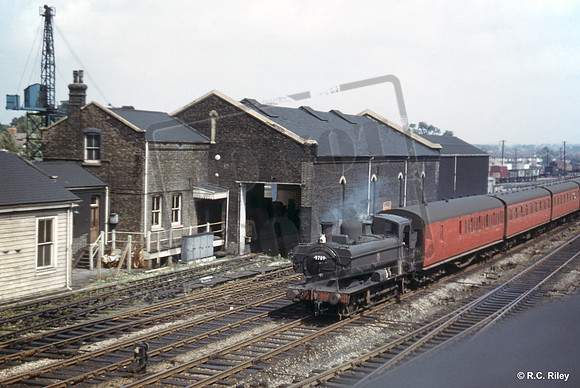 9789 1957-08-10  Southall