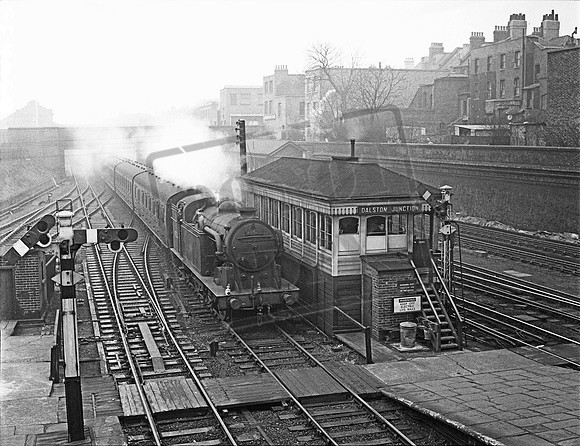 69520 1960-03-22 Dalston Junction