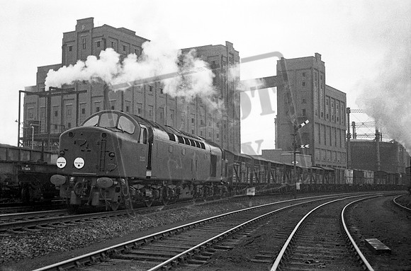 D253 1961-11 Stockton gasworks
