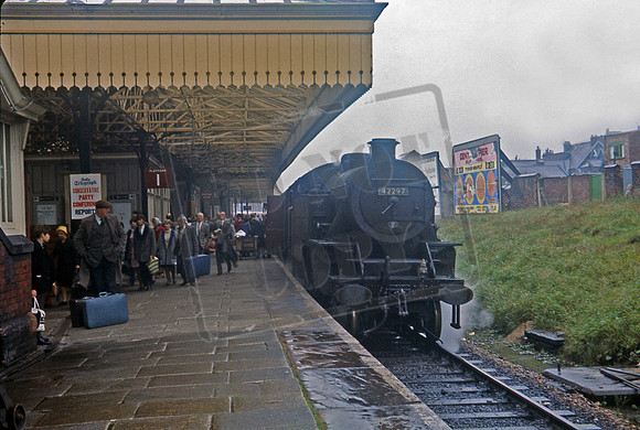 42297 1967-10-21 Blackpool South (Waterloo Road)