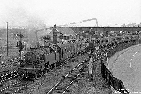 42500 1955-07-02 Tilbury South
