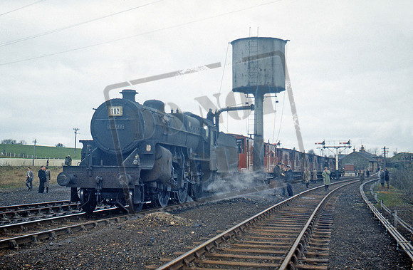 42739 1965-04-16 Drongan station