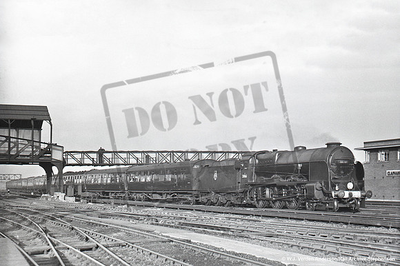 30861 1956c Clapham Junction