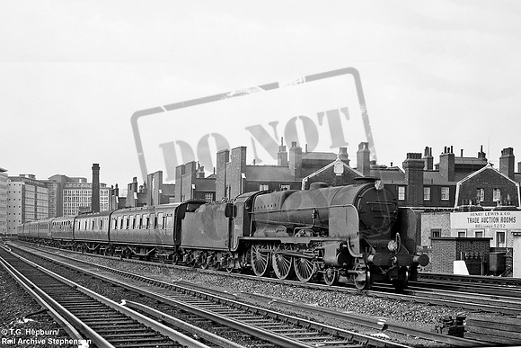 30863 1961-06-23 Vauxhall