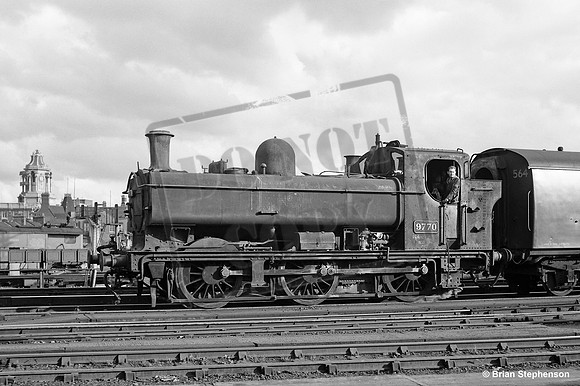 9770 1962-05-08 Clapham Junction