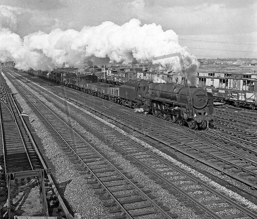 70033 1965-03-06 Farrington
