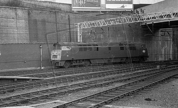 D1011 1975-08-23 Birmingham New Street