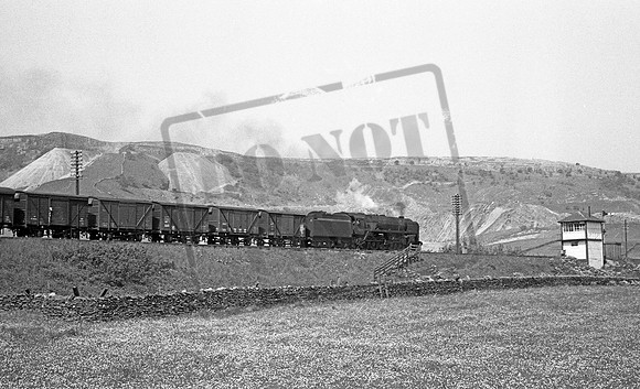92004 1967-06-13 Helwith Bridge near Settle