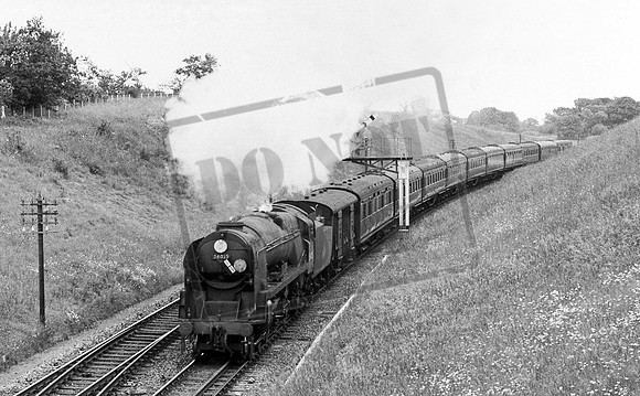34025 1961-06-10 Charing