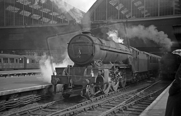 60946 1954c Kings Cross
