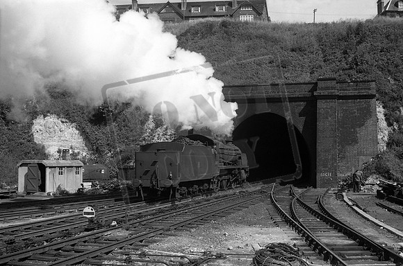 31876 1950c Dover Priory