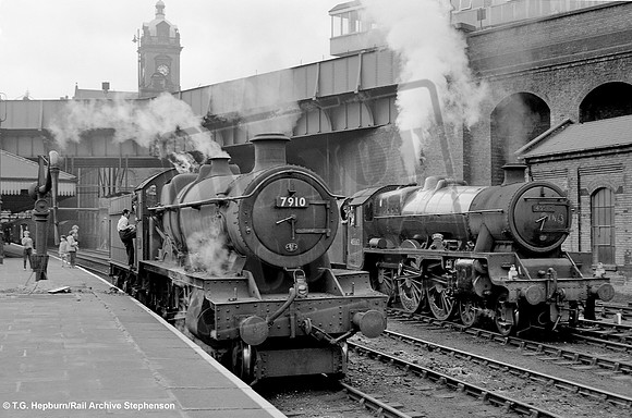 7910 1964-08-01 Nottingham Victoria